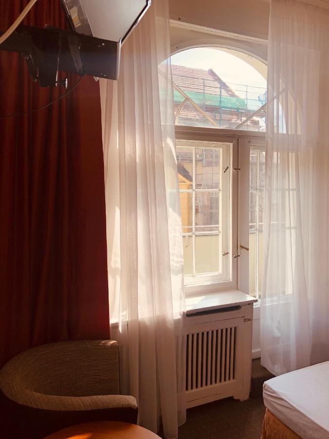호텔 카스텔 암 쿠르퓌르슈텐담 베를린 외부 사진